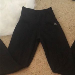 Abs 2 be scrunch booty leggings high waste